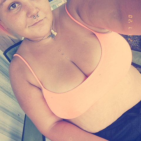Dezi profile picture