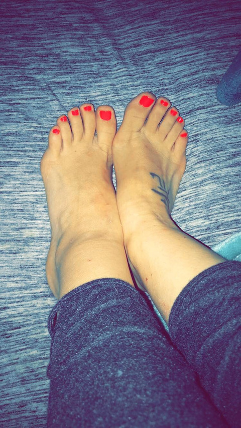 Petite_Feet profile picture