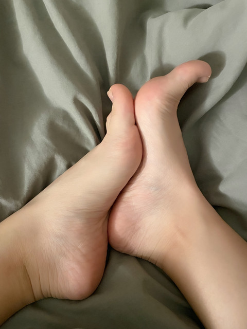 Petitefeet999 profile picture