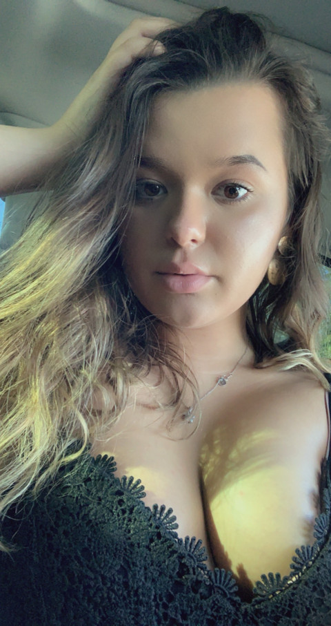 P 🍑🍒💋 profile picture