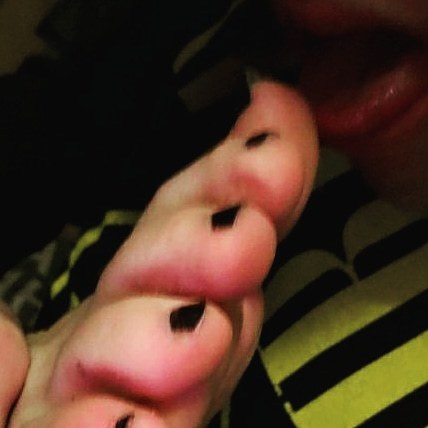 Ash Feet profile picture