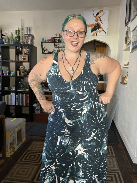 Barefootwitch420 profile picture