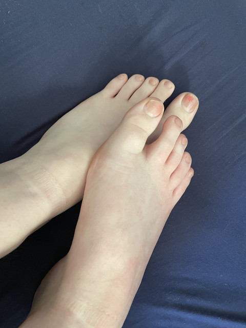 Fancy feet and bums profile picture