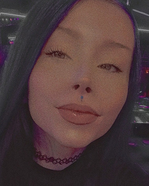 💌messages from Mona profile picture