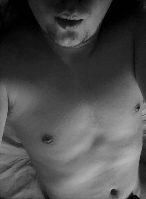 bisexAngel profile picture