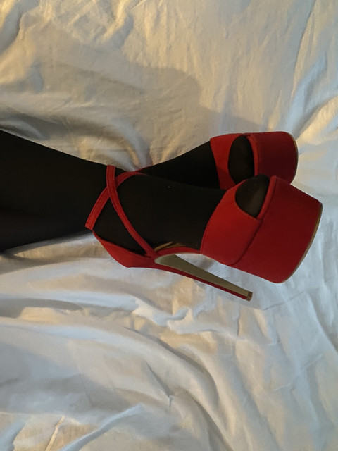 Feetandlegsfetish21 profile picture