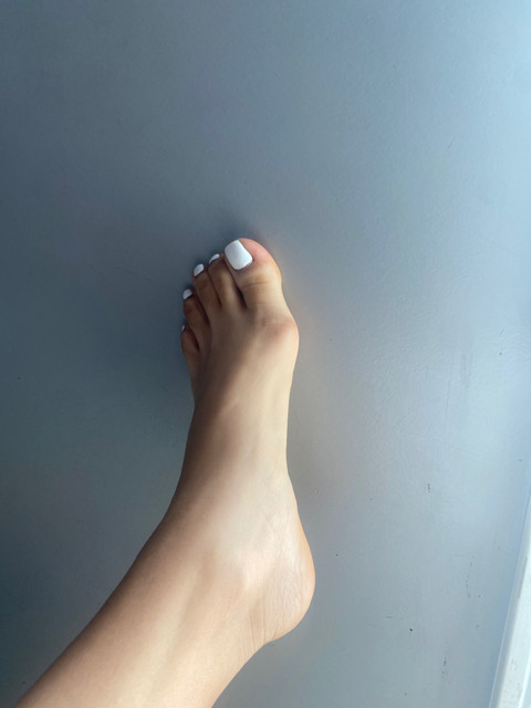 Her feet ✨ profile picture