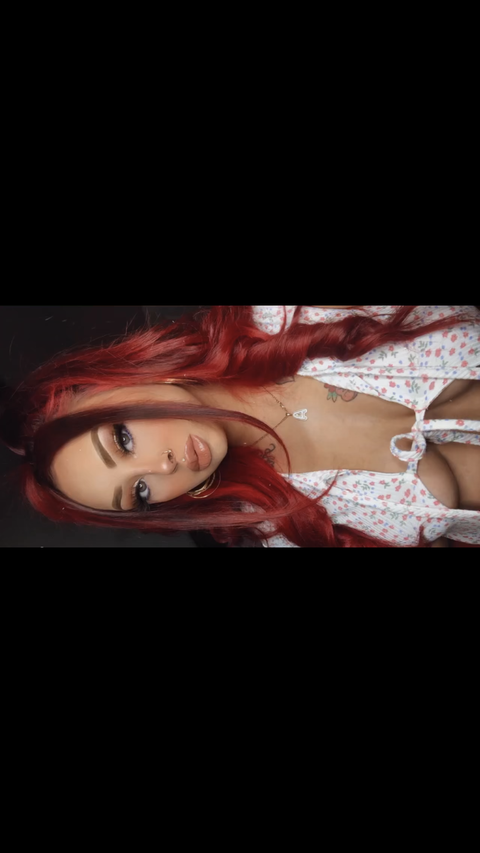 Nicole 🍒 profile picture