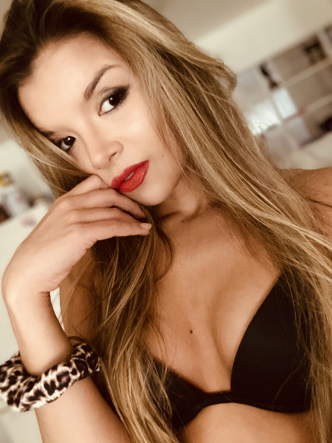Sara SaurusRex profile picture