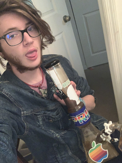 BoyWithToys profile picture