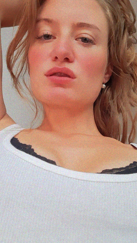 Mira Klee profile picture