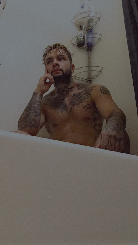 Angel but you can call me Daddy profile picture