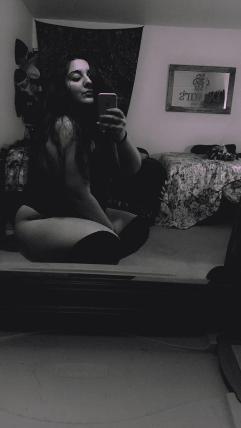 Tia profile picture