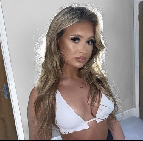 Anna 😈 profile picture
