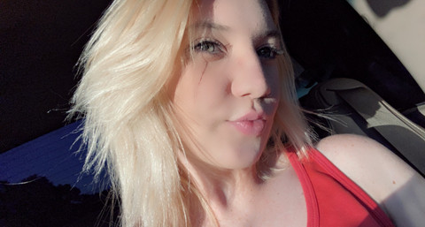 Snowbunny profile picture