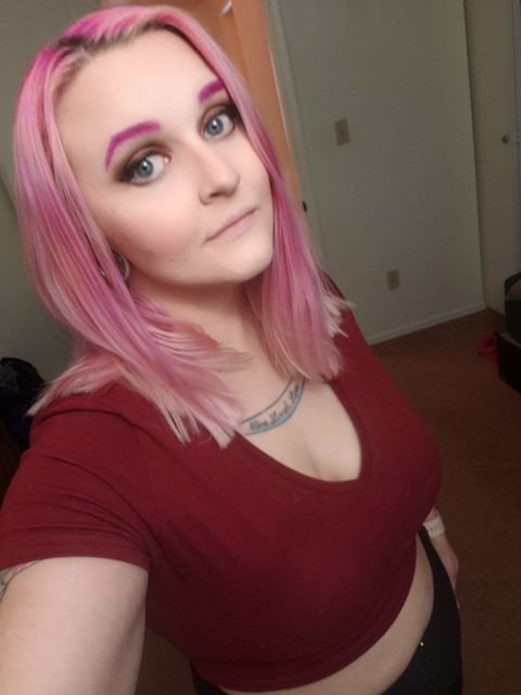 Magenta Rose profile picture