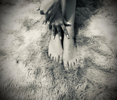 PetiteFeet profile picture