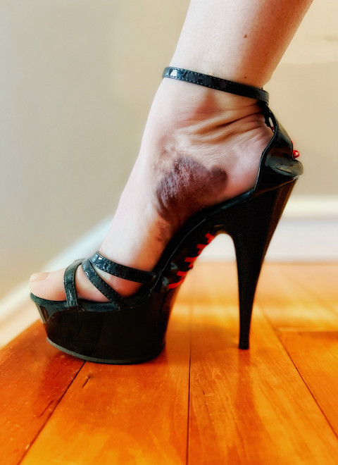 LadyDarkFoot profile picture