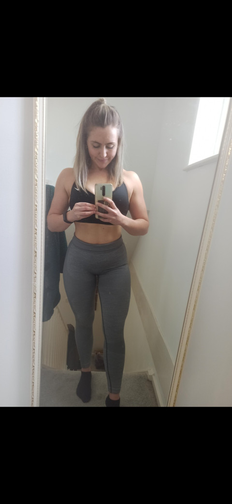 Lily Woods profile picture
