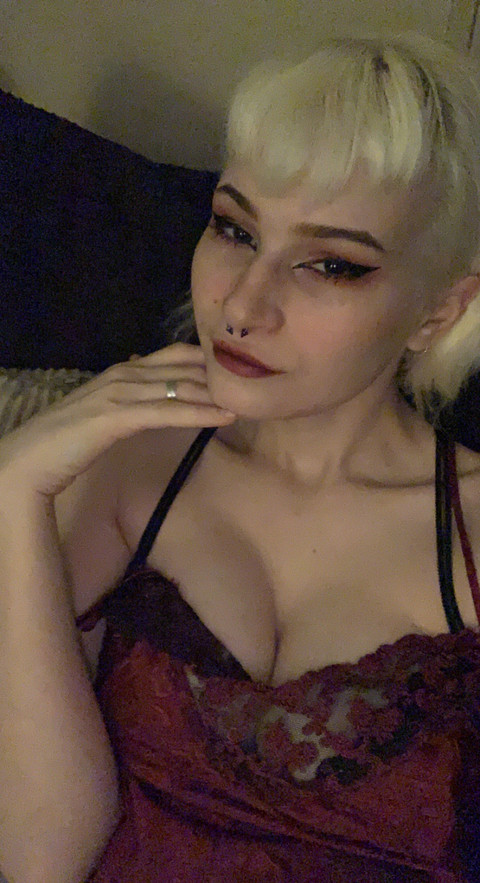 Bella profile picture