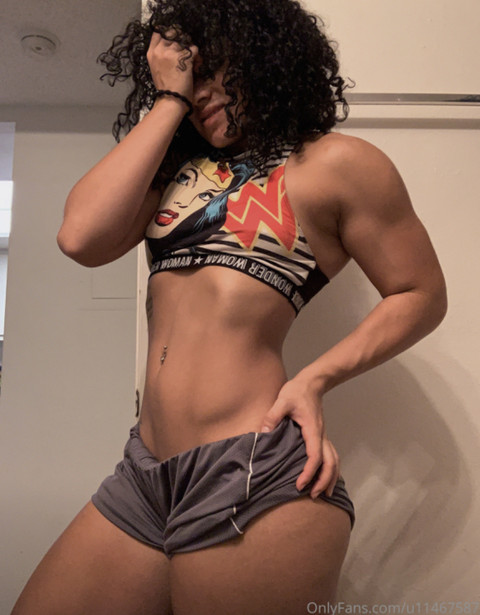 Sarena Davis profile picture