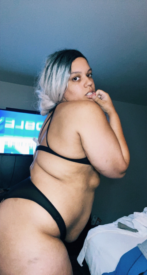 Naughtycutebabe01 profile picture