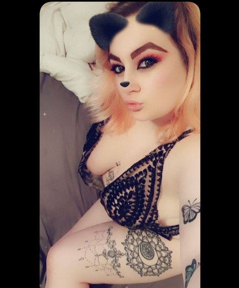 Emma 🍑 profile picture
