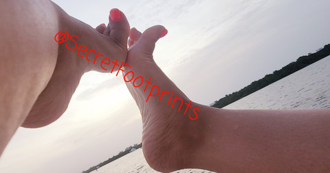 Secret Footprints profile picture