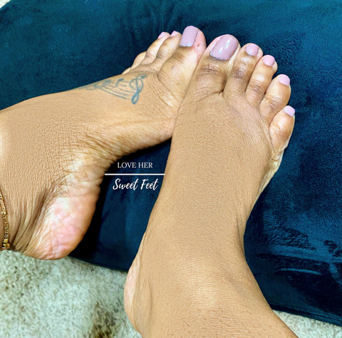 Lovehersweetfeet profile picture