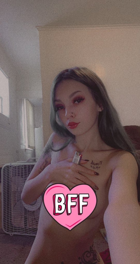 Itty Bitty🤪 profile picture