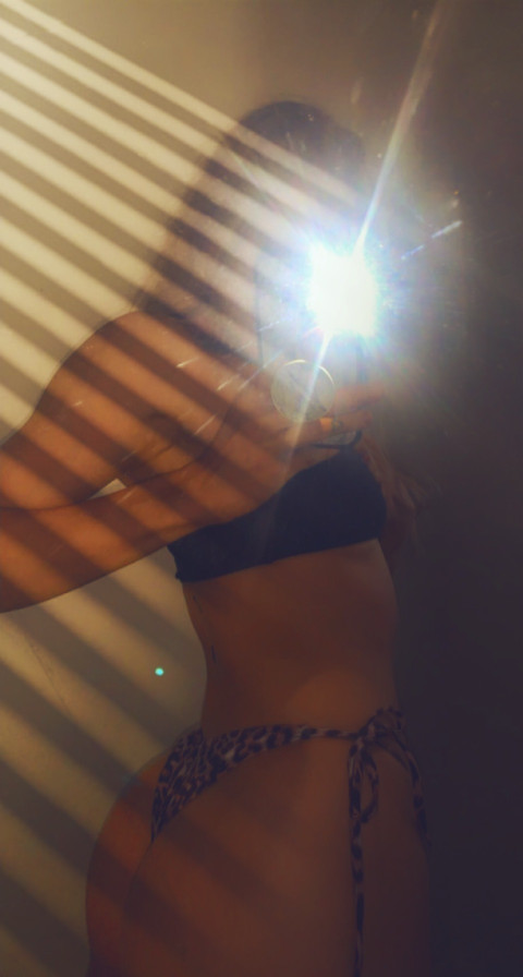 Baby, the petite and curvy Goddess profile picture