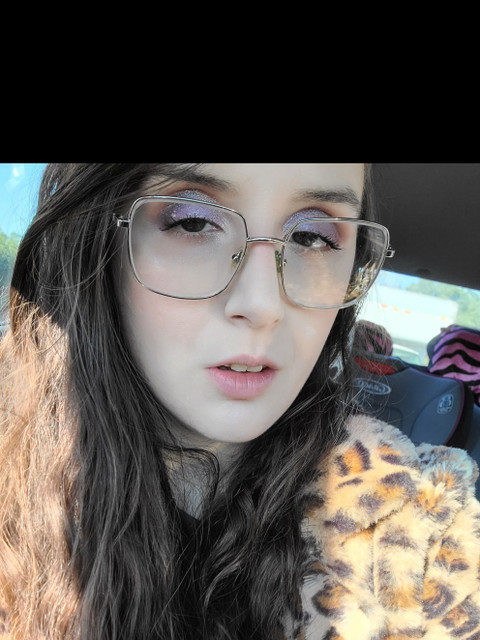 gozoozu, the golden profile picture
