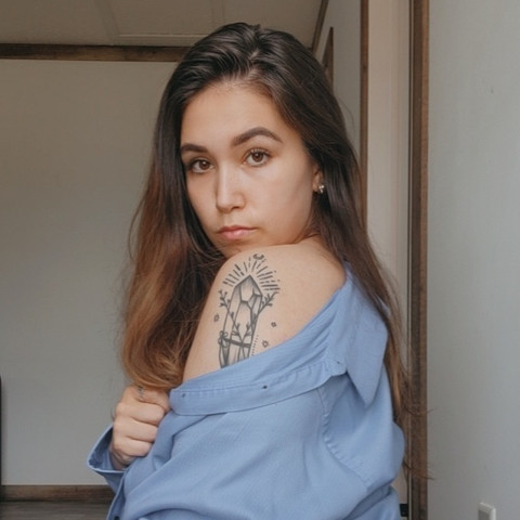 Astrid Rose profile picture