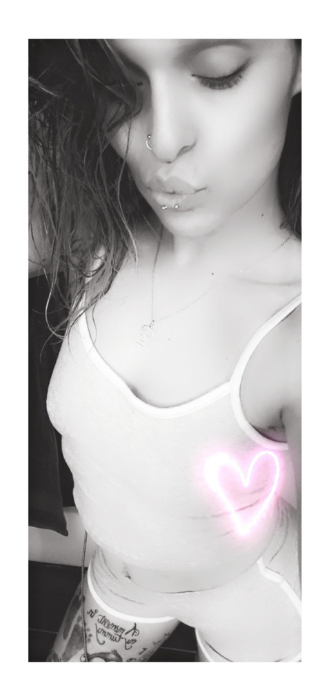 MiZz GrUmPy profile picture