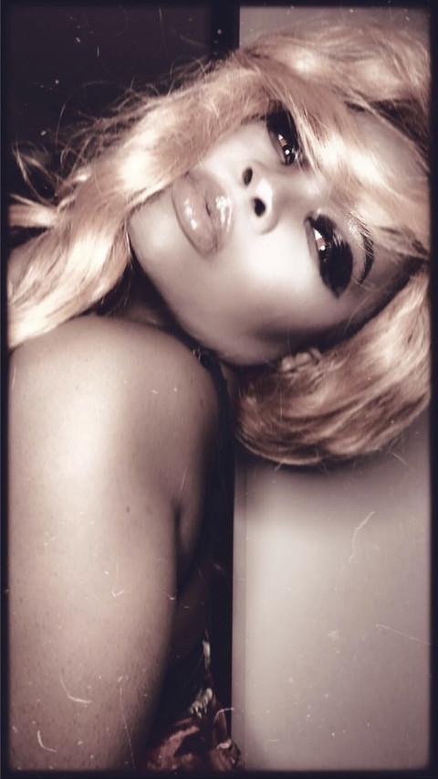 Claudia profile picture