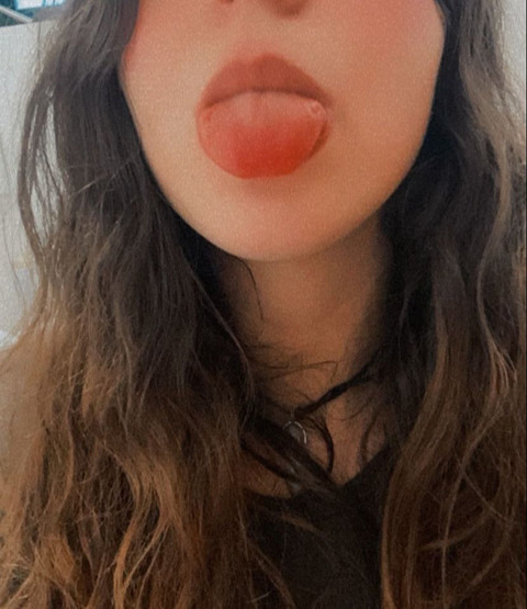 THE QUEEN OF SEXY FEET profile picture