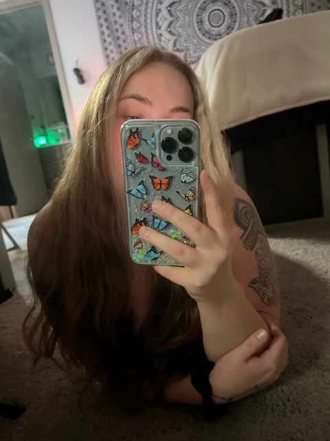 elizabeth profile picture