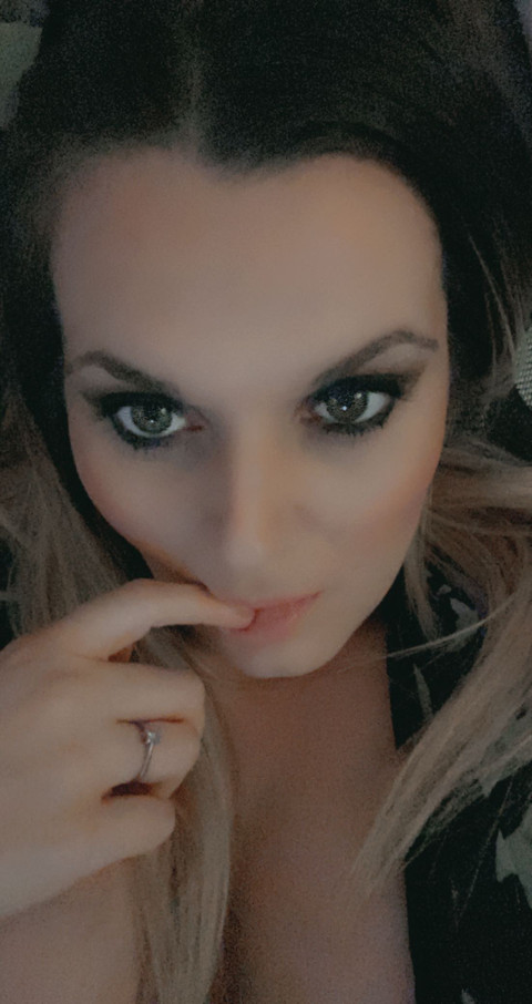 Zoe Louise profile picture