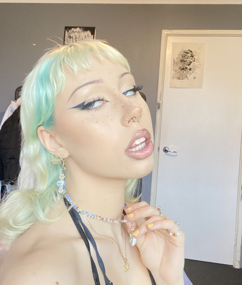 milky profile picture