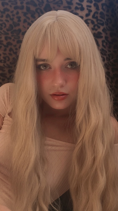 Lucy Lynne profile picture