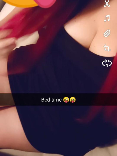 KinkyQueen1592 profile picture