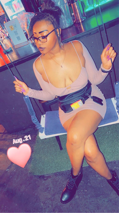 Denie_Love profile picture