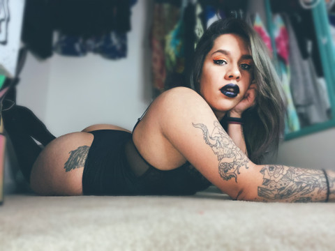 Tatted princess 😋 profile picture