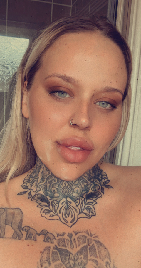 Miss profile picture