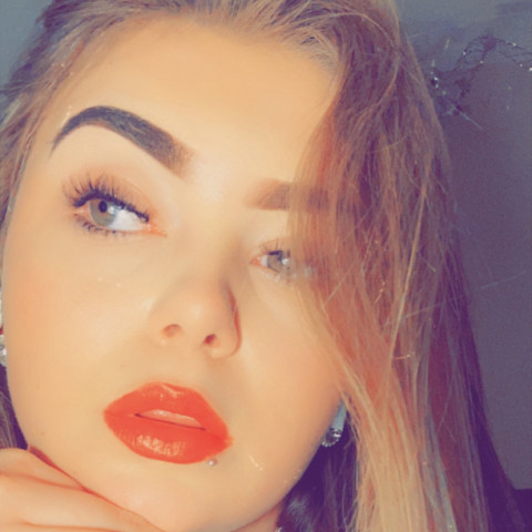 Lacey 😈 profile picture