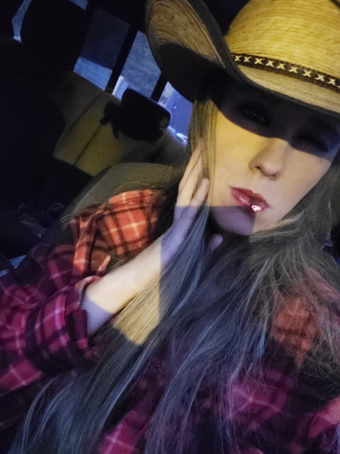 Kinky cowgirl profile picture