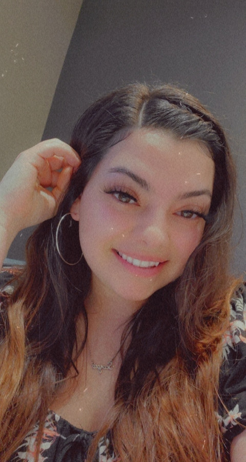 Natalia 💜 FREE profile picture