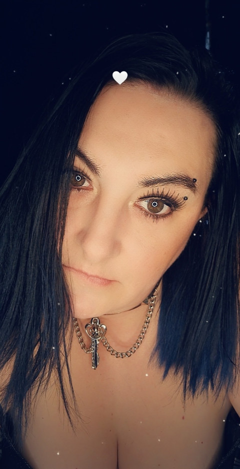 S profile picture