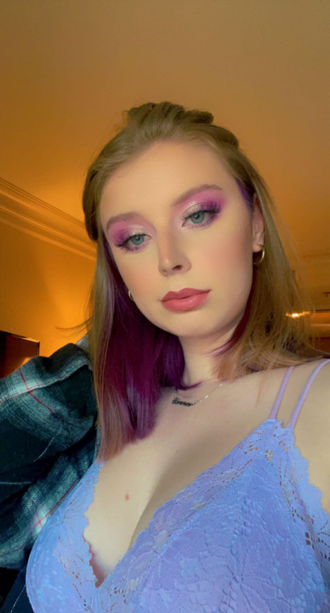 Avy Lou profile picture