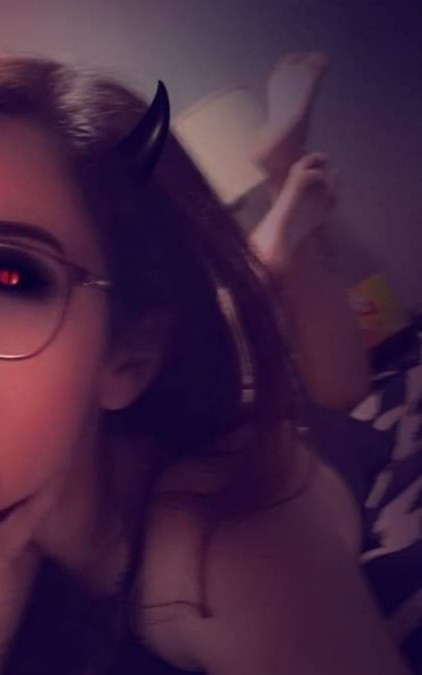 🎀  𝐵𝑒𝒶𝓊𝓉𝓎𝒜𝓃𝒹𝒯𝒽𝑒𝒫𝓇𝒾𝒸𝓀  🎀 profile picture